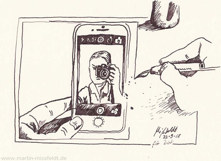 Drawing: mobile phone with photo of a camera
